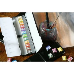 Komplety farb akwarelowych